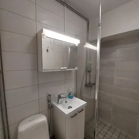 Tunnelmallinen Yoepymispaikka Sataman Sydaemessae Лаппеэнранта